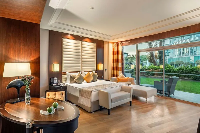 Calista Luxury Resort Strand Meerzugang und Steg in Belek & Kadriye