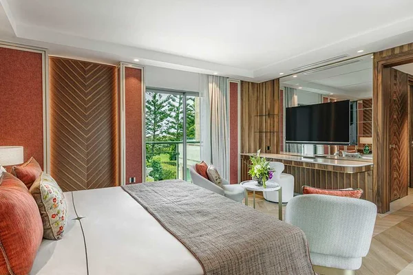 Ela Excellence Resort Belek – Wellnessbereich und Strandabschnitt