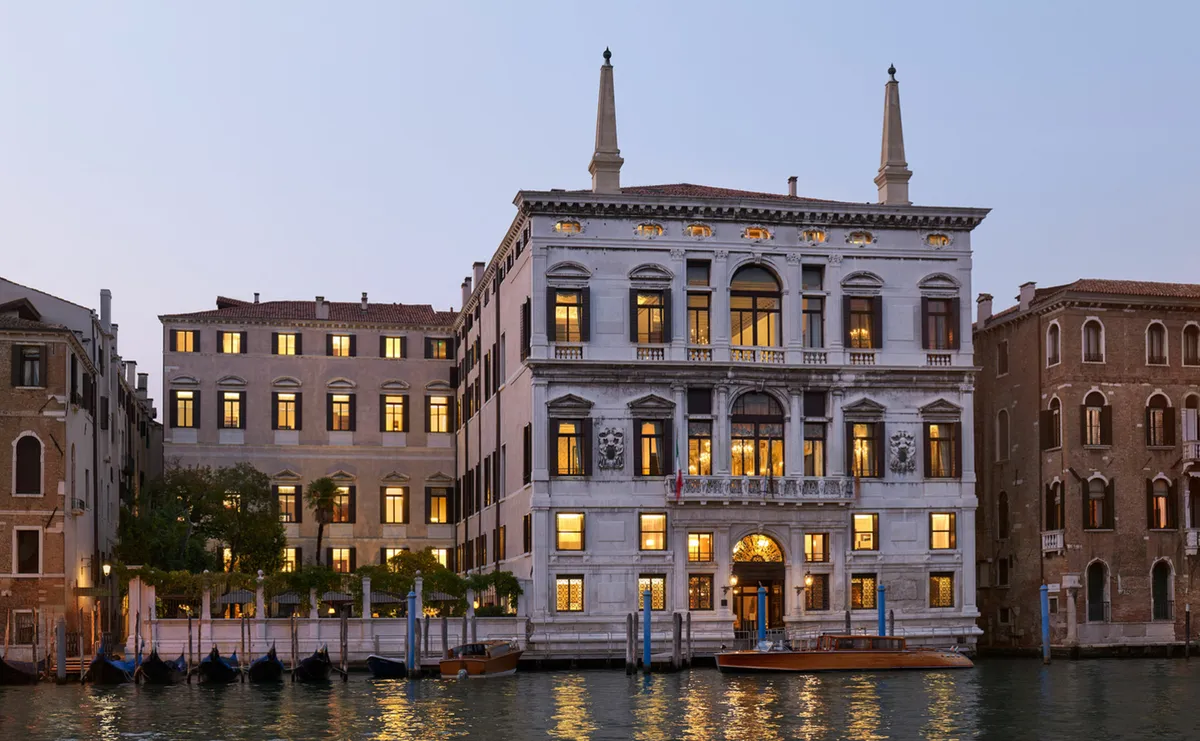 Aman Venice – Wellnessbereich und Strandabschnitt