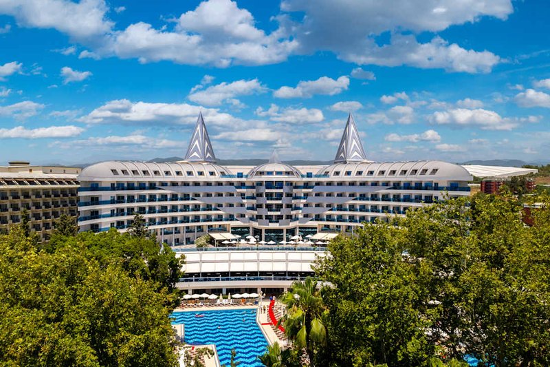Hotel Botanik Platinum – Hauptansicht und Außenbereich in Belek