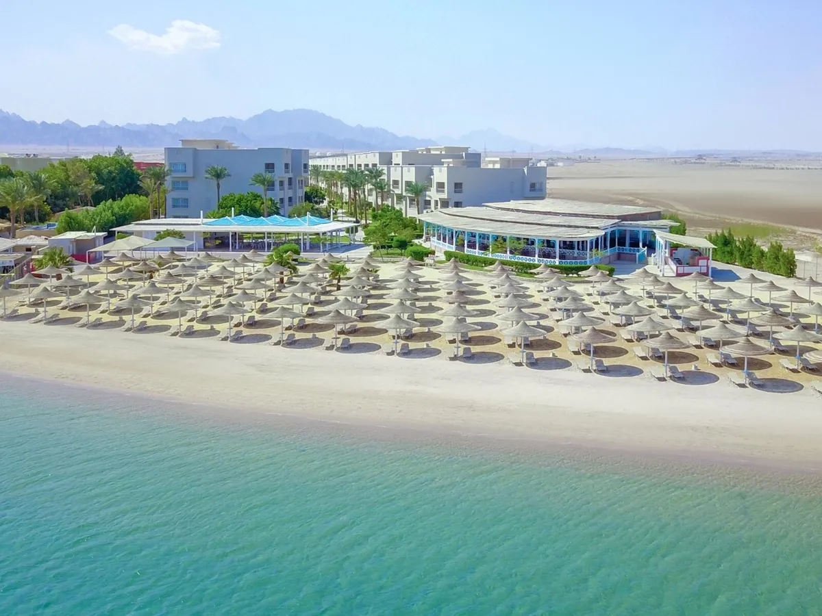 Radisson Blu Resort Soma Bay, Ägypten – Hauptansicht und Außenbereich in Soma Bay, Ägypten