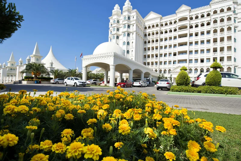 Kamelya Fulya Hotel Zimmerausstattung und Balkon