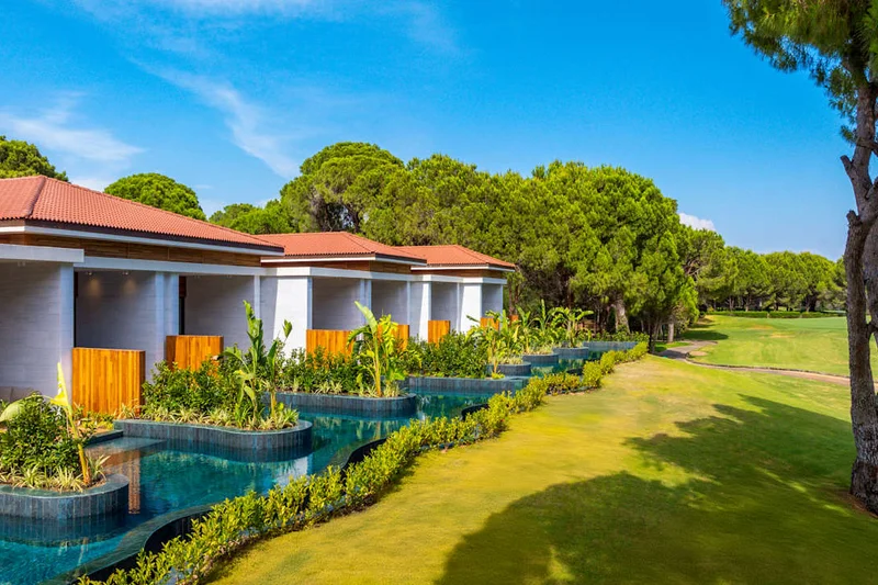 Kempinski Hotel The Dome Belek Strand Meerzugang und Steg in Belek & Kadriye