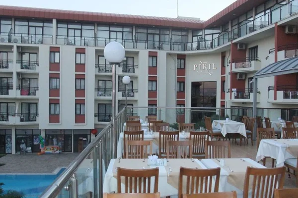 Piril Hotel Thermal & Beauty Spa – Zimmer und Suiten Interieur
