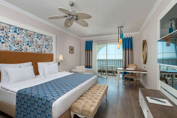 Rubi Platinum Spa Resort & Suites – Zimmer und Suiten Interieur