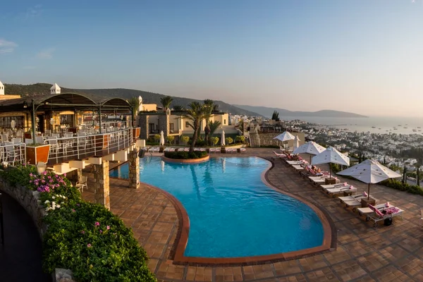 The Marmara Bodrum Hotel – Hauptansicht und Außenbereich in Bodrum